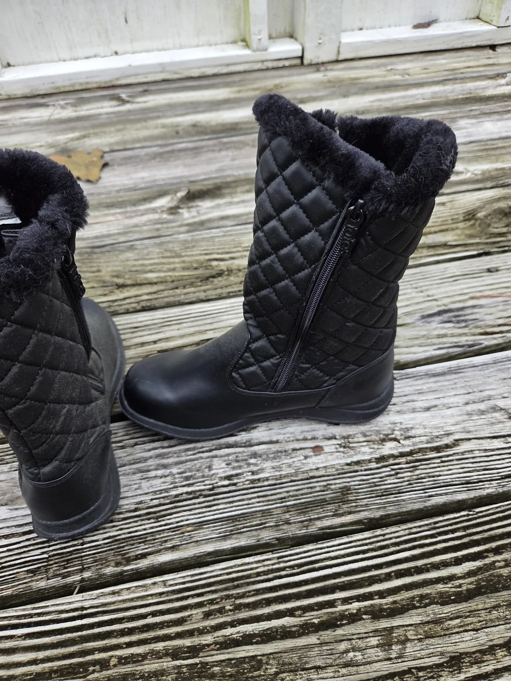 Totes Women's Black Faux Fur Lined Mid-Calf Snow Boots